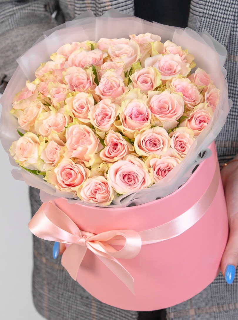 Cutie Cu Trandafiri Roz